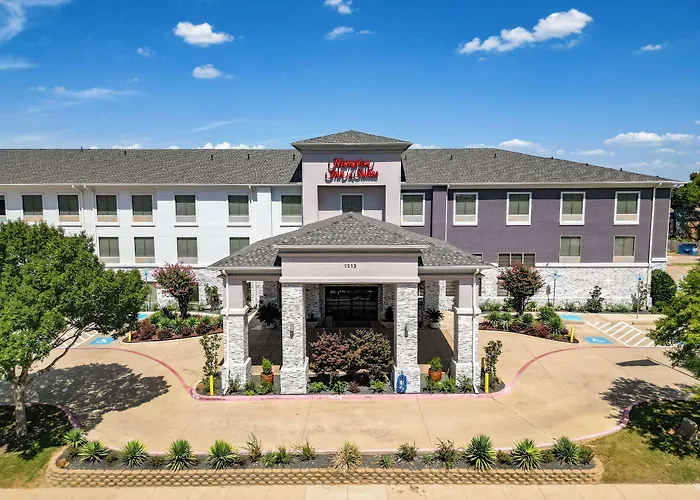 Hampton Inn & Suites Denton