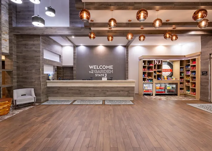 Hampton Inn & Suites By Hilton- Newark Airport Elizabeth