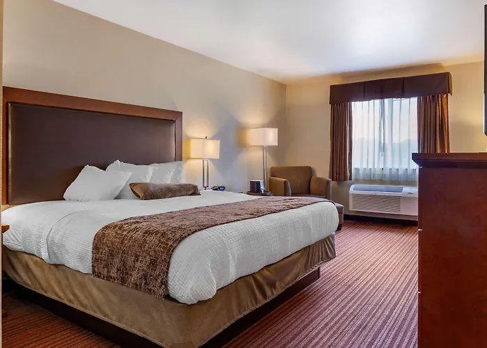 Best Western Plus Sparta Trail Lodge