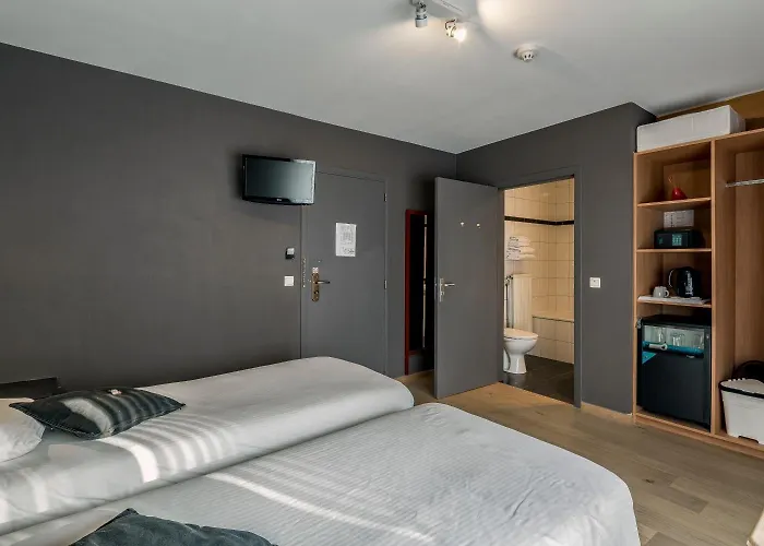 New Hotel De Lives