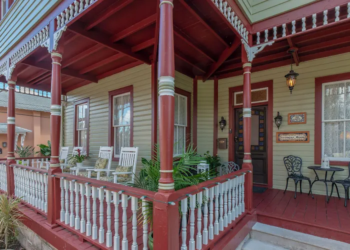 Victorian House Bed And Breakfast