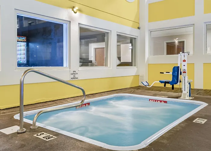 Best Western Lakewinds