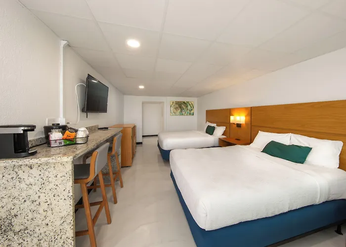 Chateau Beachfront Hotel, A By The Sea Resort