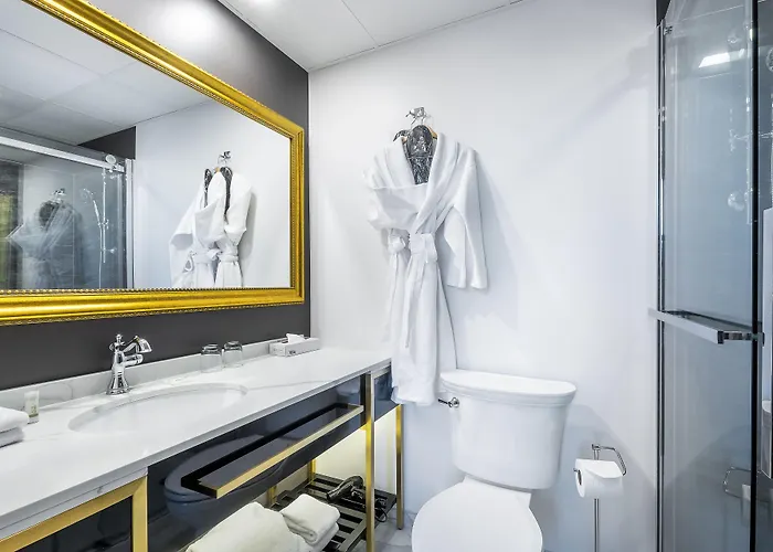 Hotel Clarendon