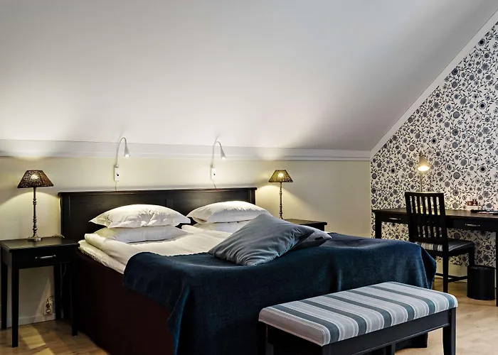 Best Western Plus Edward Hotel