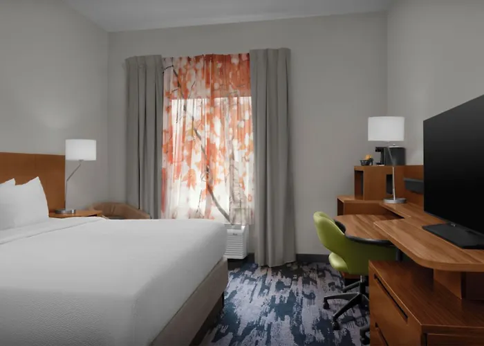 Fairfield Inn And Suites By Marriott Emporia I-95