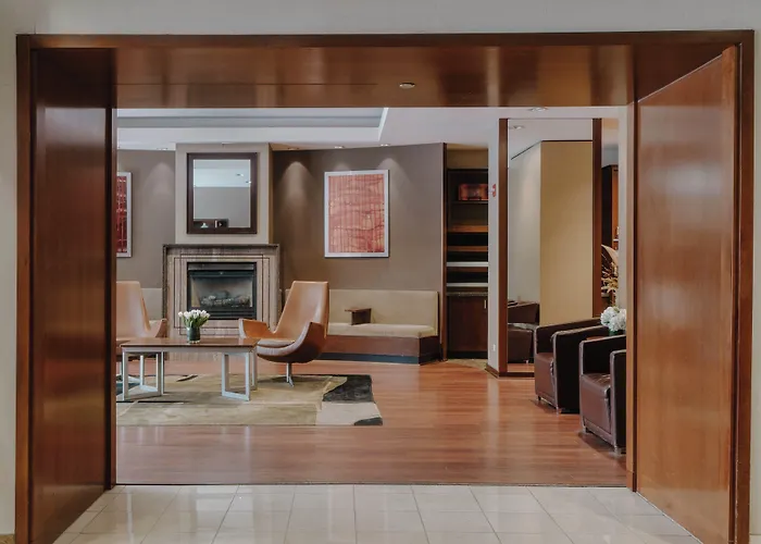 Central Loop Hotel