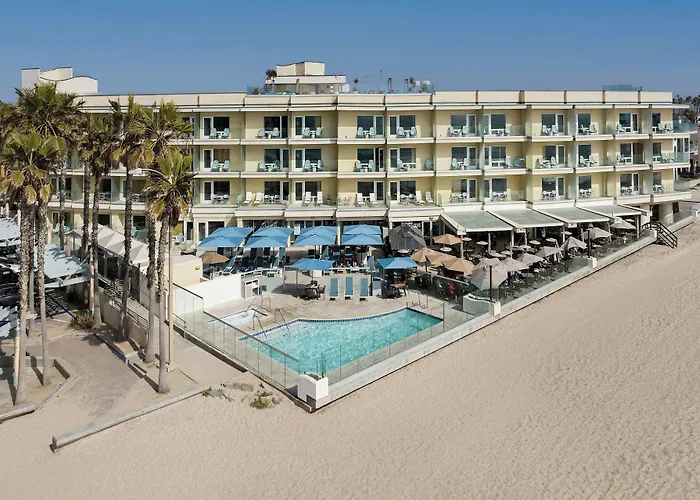 Pier South Resort, Autograph Collection
