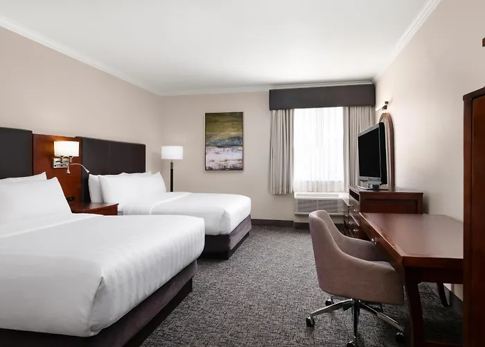 Best Western Plus Downtown Inn & Suites