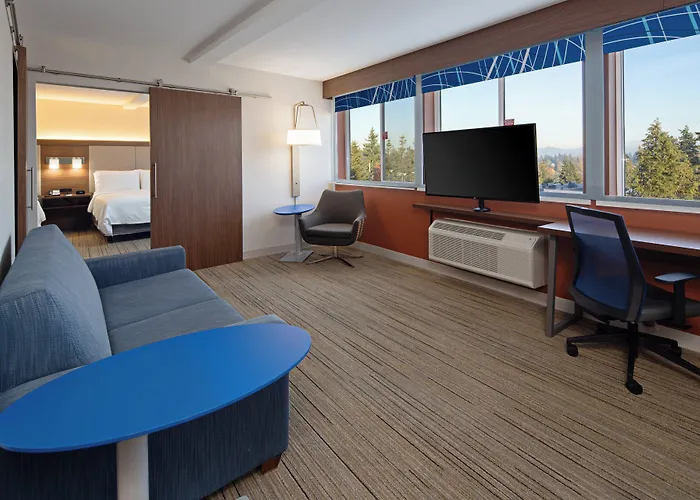 Holiday Inn Express & Suites Seattle-Sea-Tac Airport By Ihg