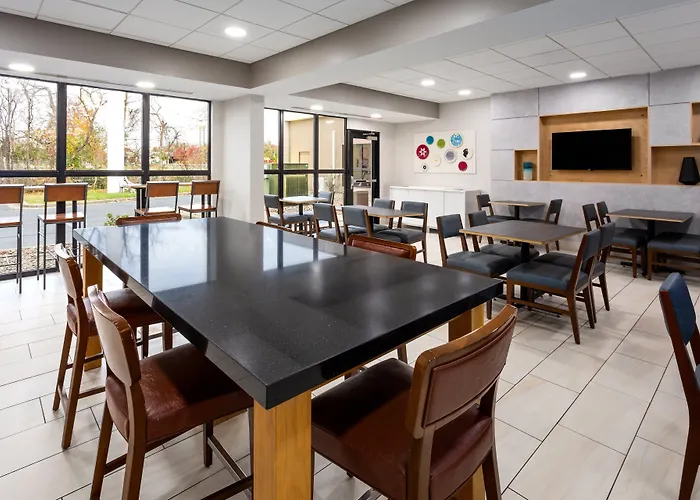 Holiday Inn Express - New Albany