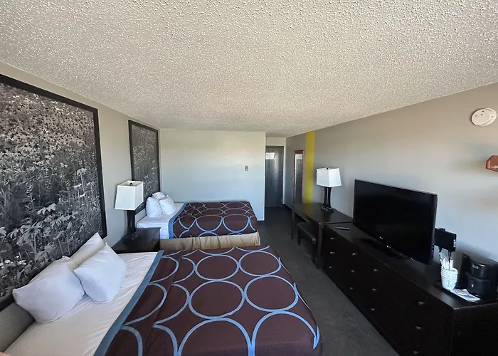 Super 8 By Wyndham Williston Nd