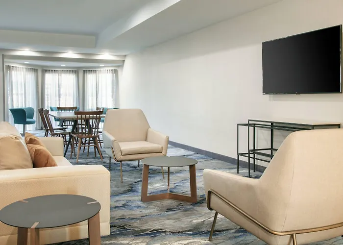 Fairfield Inn & Suites By Marriott Tulsa Central