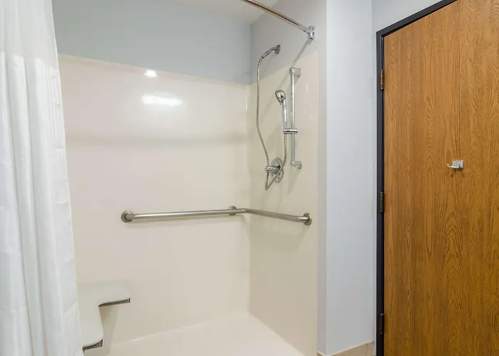 Red Lion Inn & Suites Des Moines