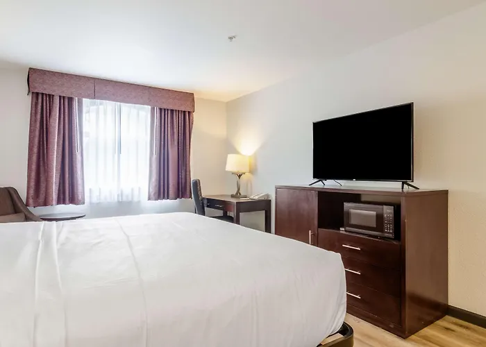 Red Lion Inn & Suites Des Moines