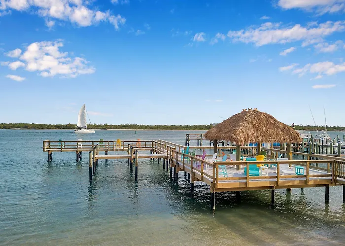 Hutchinson Island Hotel
