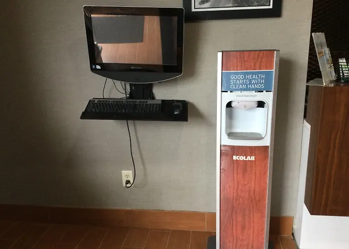 Wingate By Wyndham Brighton