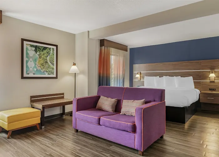 Best Western Plus Lexington Inn