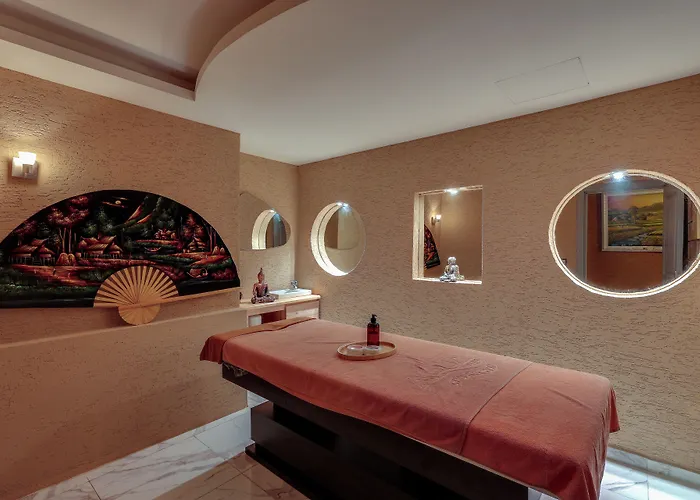 Ramada By Wyndham Istanbul Old City