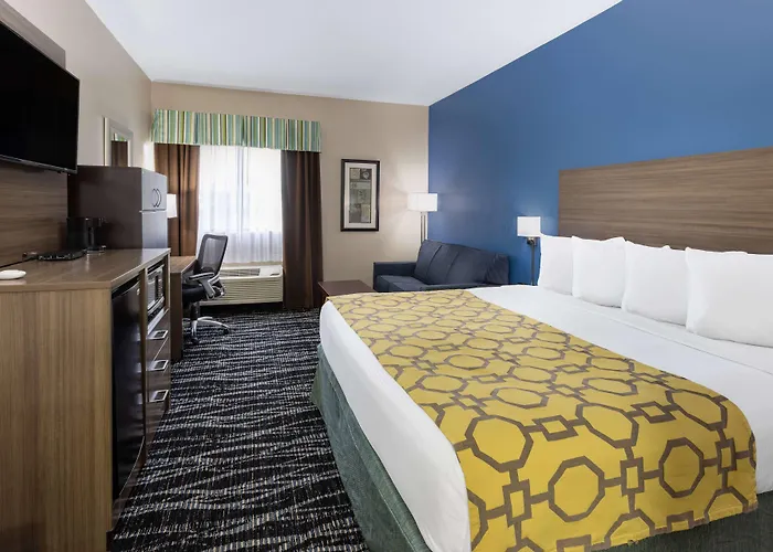 Baymont By Wyndham Saraland