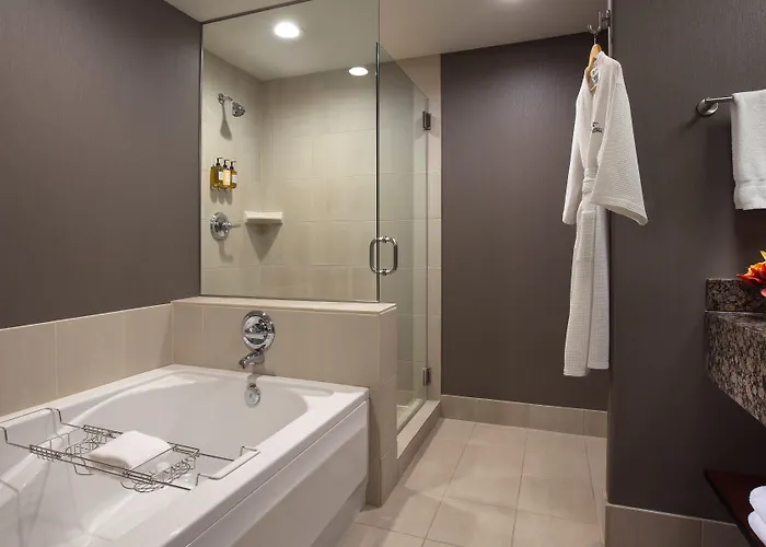 The Paramount Hotel Portland