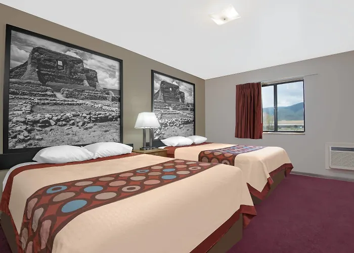 Super 8 By Wyndham Taos