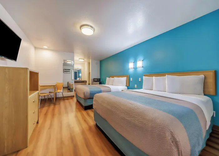 Motel 6-Canby, Or