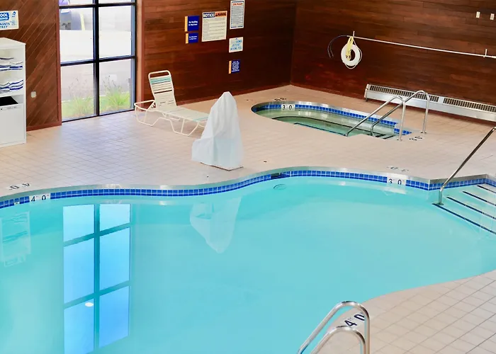 Days Inn & Suites By Wyndham Wausau