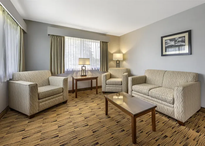 Best Western Plus Columbia River Inn