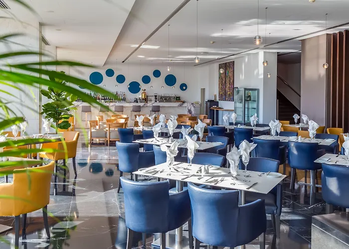 Sun Hall Hotel