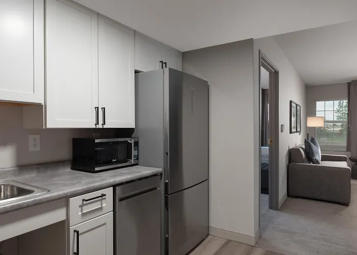 Holiday Inn Express St. Albans By Ihg