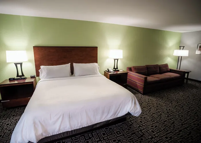 Holiday Inn Express Hickory - Hickory Mart By Ihg