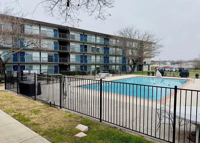 Motel 6 Mesquite, Tx Town East