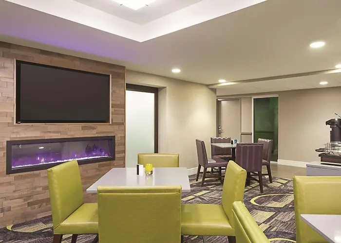 La Quinta By Wyndham Baltimore BWI Airport