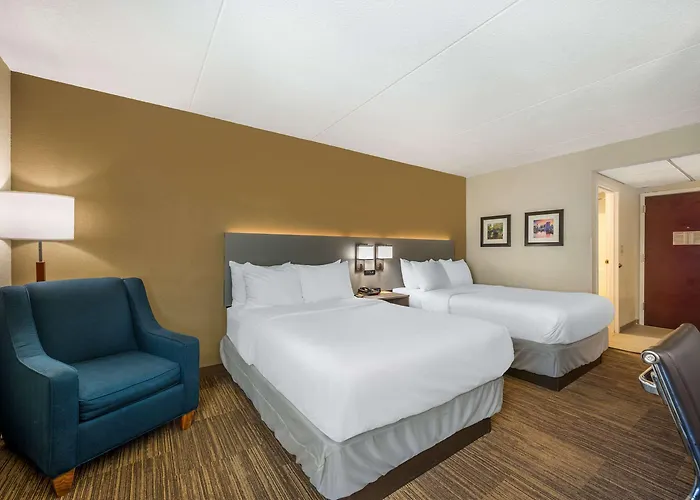 Comfort Inn & Suites East Hartford - Hartford