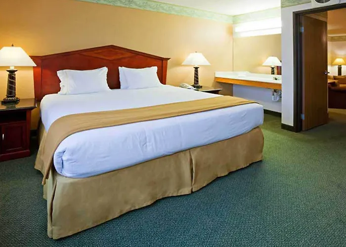 Quality Inn & Suites Eagan