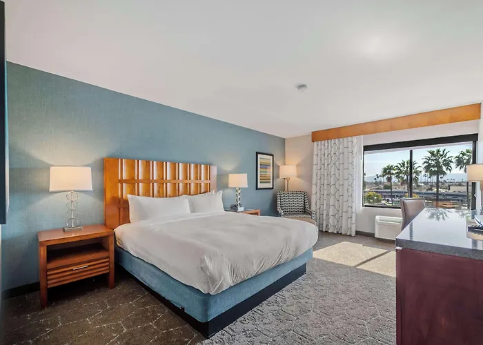 Doubletree By Hilton Carson