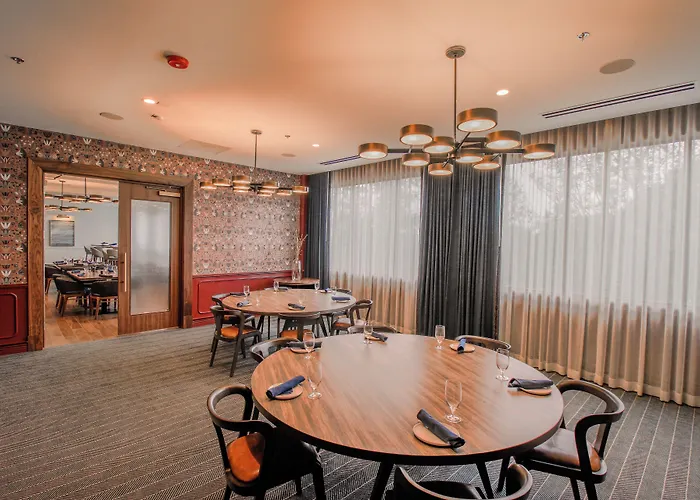 Doubletree By Hilton Clarksville Riverview