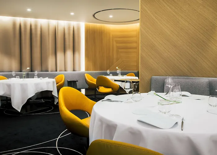 Chapeau Rouge Par William Frachot - Hotel Espace Bien-Etre & Restaurant Etoile
