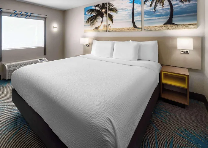 Days Inn By Wyndham Acworth