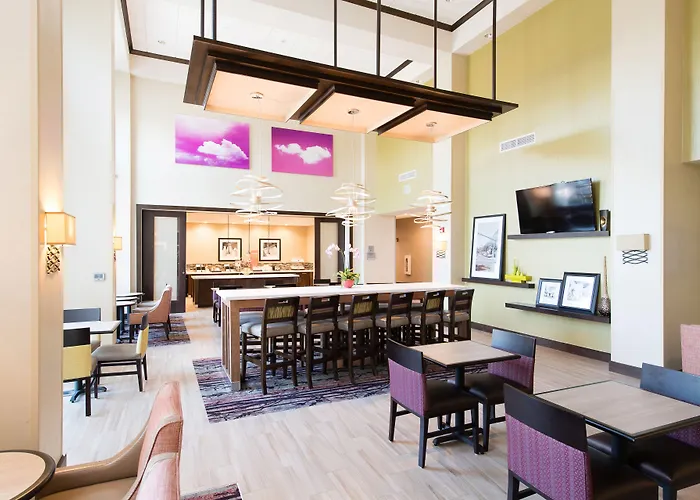 Hampton Inn And Suites Fayetteville, Nc