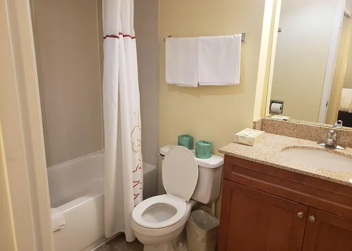 Birch Hill Suites Grand Rapids