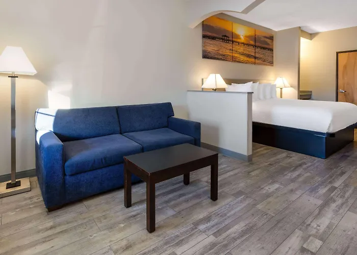 Days Inn & Suites By Wyndham Cherry Hill - Philadelphia