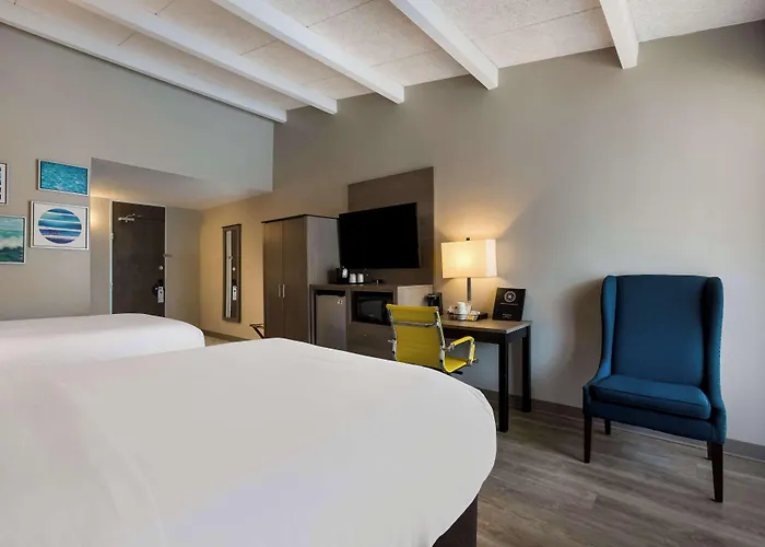 The Hub Middletown Red Bank- Best Western Signature Collection