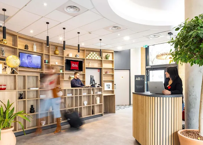 Ibis Marseille Centre Euromed