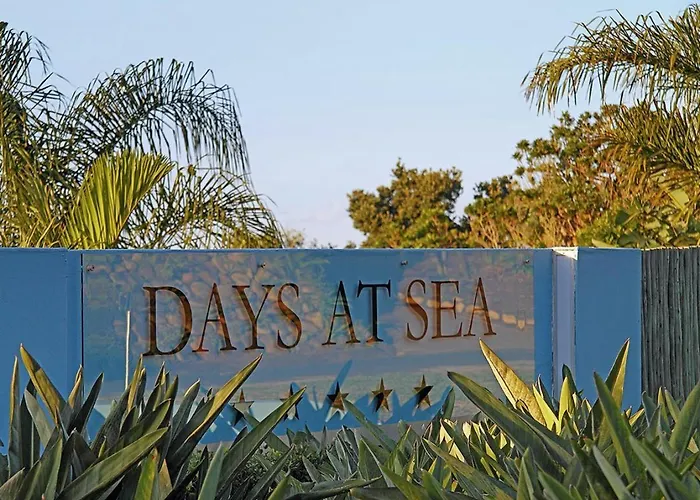 Days At Sea Beach Lodge