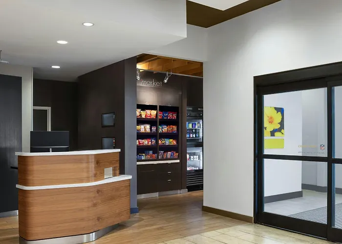 Courtyard By Marriott Jacksonville