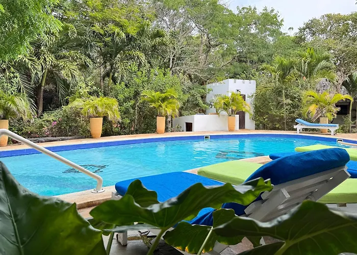Watamu Beach Cottages B&B