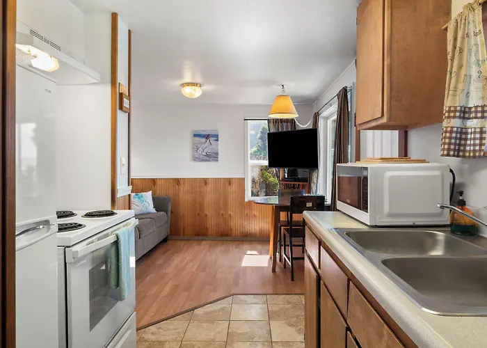 Oceanside Ocean Front Cabins