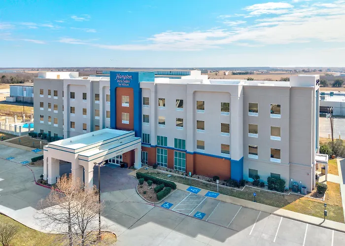 Hampton Inn & Suites Corsicana